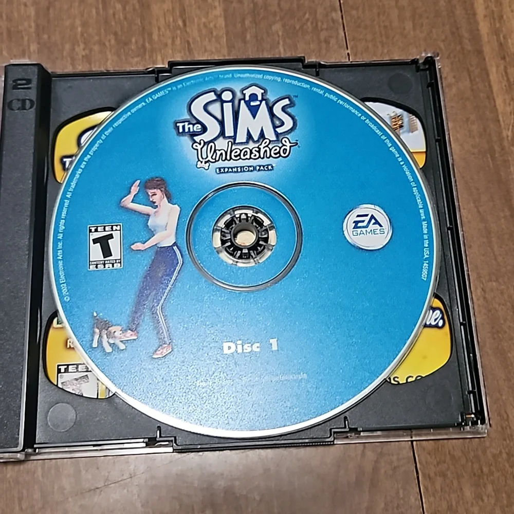 The Sim's House Party, Unleashed, Hot Date &‎ Vacation Expansion packs